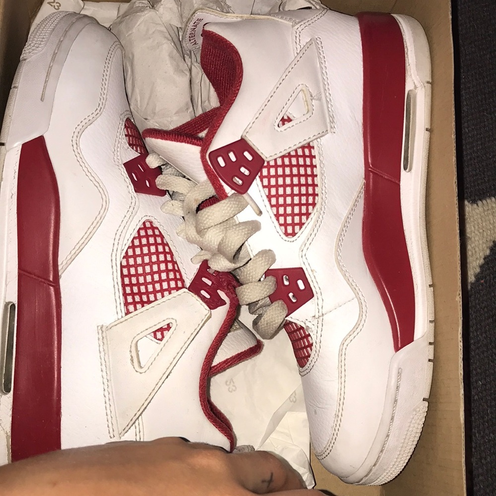 Red and white 5s